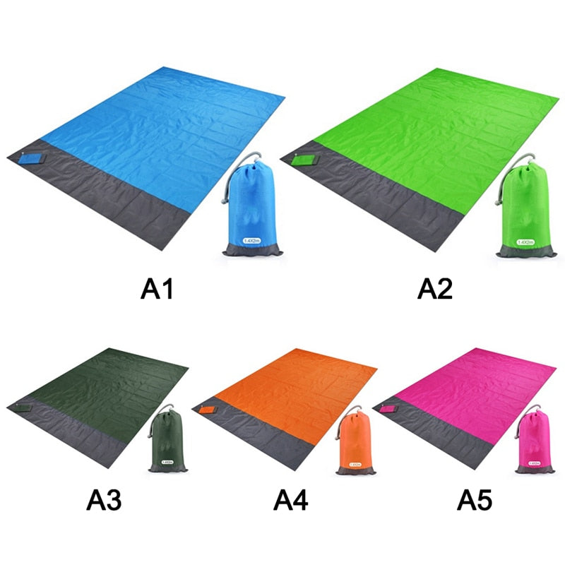 2x2.1m/ 6.4x6.4 feet Waterproof Pocket Beach Blanket Folding Camping Mat Mattress Portable Lightweight Mat Outdoor Picnic Mat Sand Beach Mat